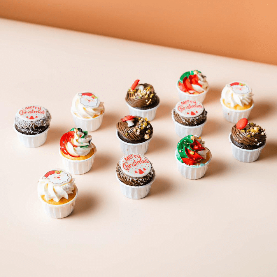 Christmas Little Wonders Cupcake Set